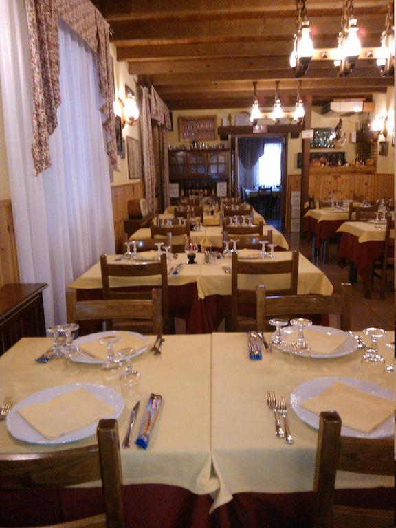 Locanda-Trattoria Al Rio Cinto Euganeo Экстерьер фото